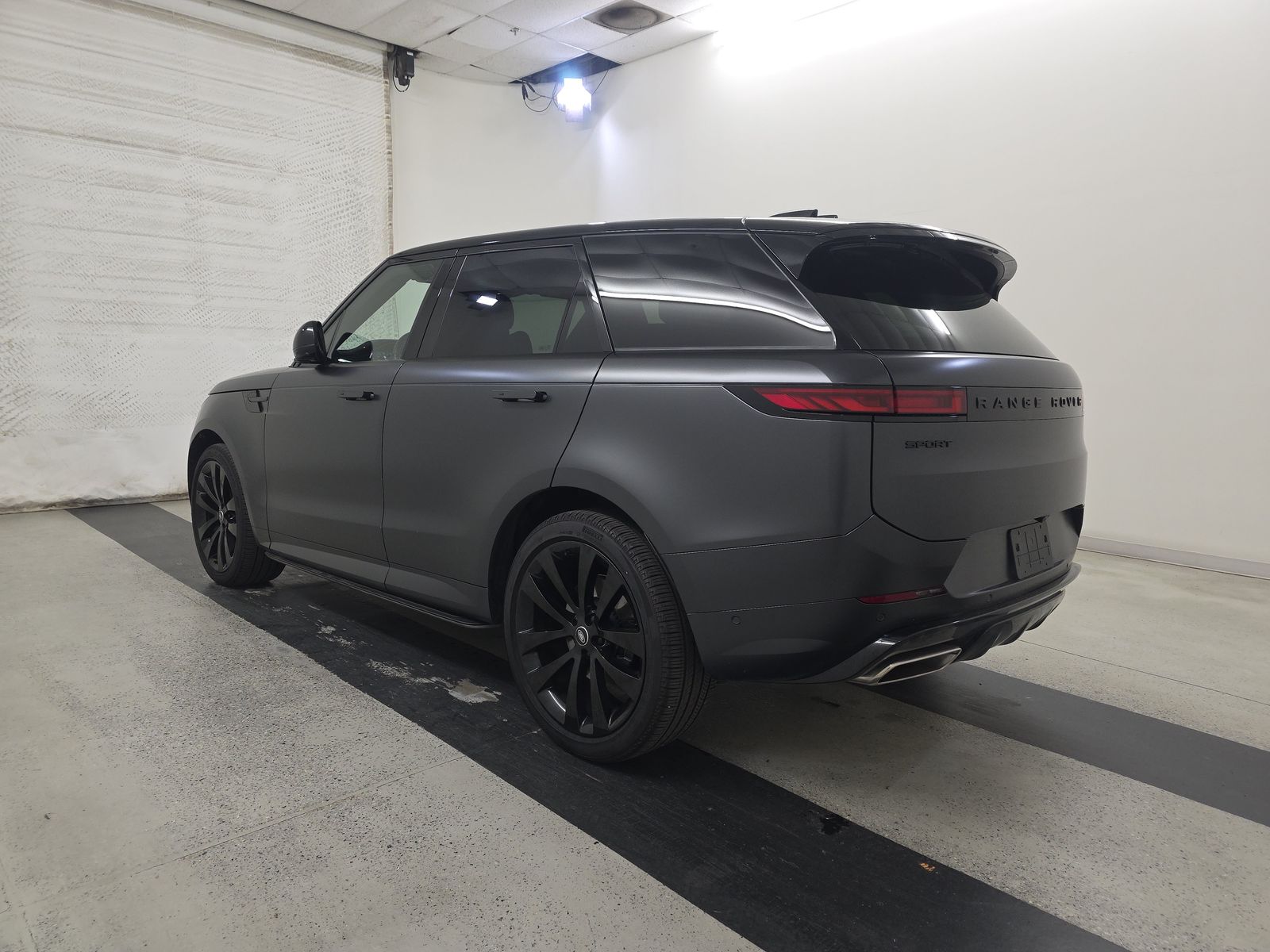 2025 Land Rover Range Rover Sport Dynamic SE AWD