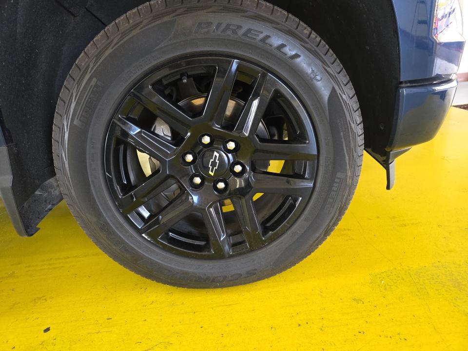 2023 Chevrolet Silverado 1500 RST RWD