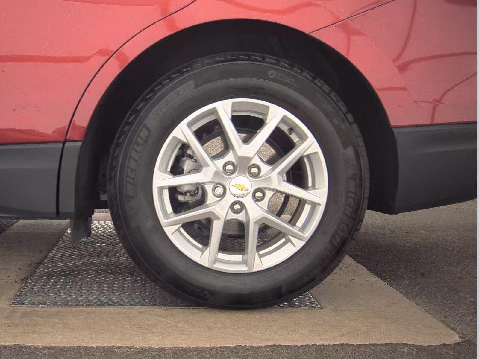 2024 Chevrolet Equinox LT FWD