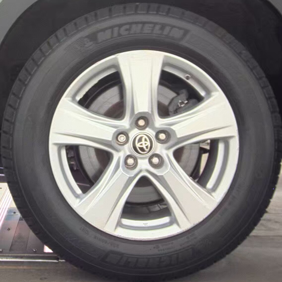 2022 Toyota Highlander L AWD