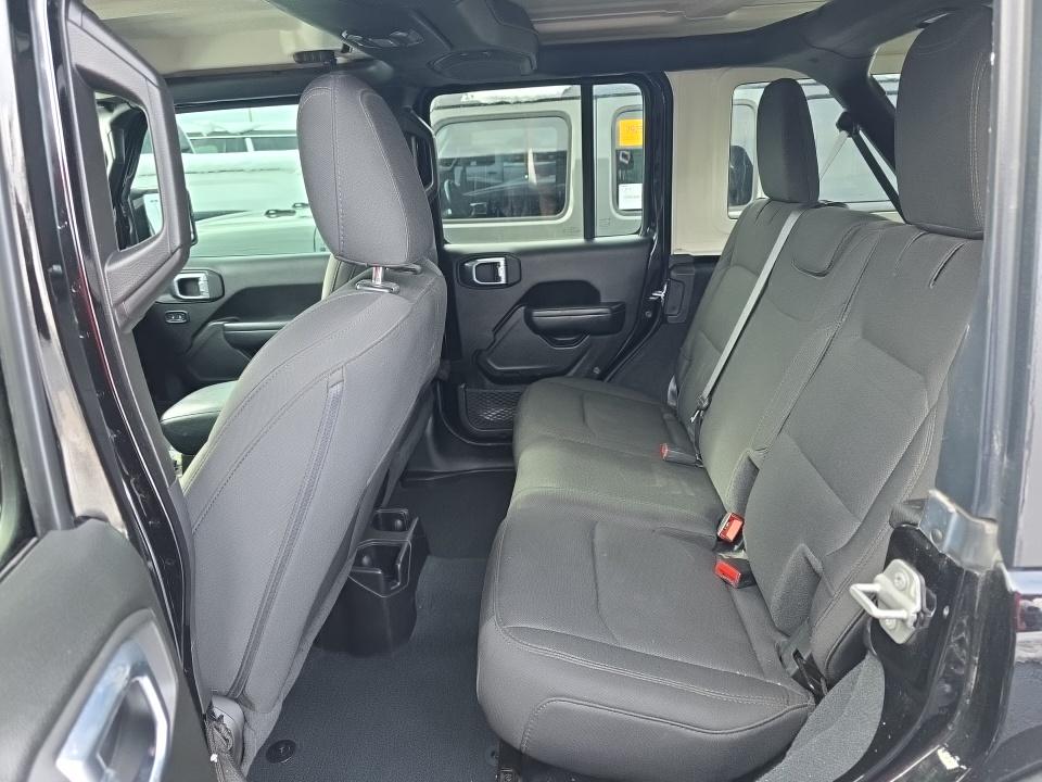 2022 Jeep Wrangler Unlimited Willys Edition AWD