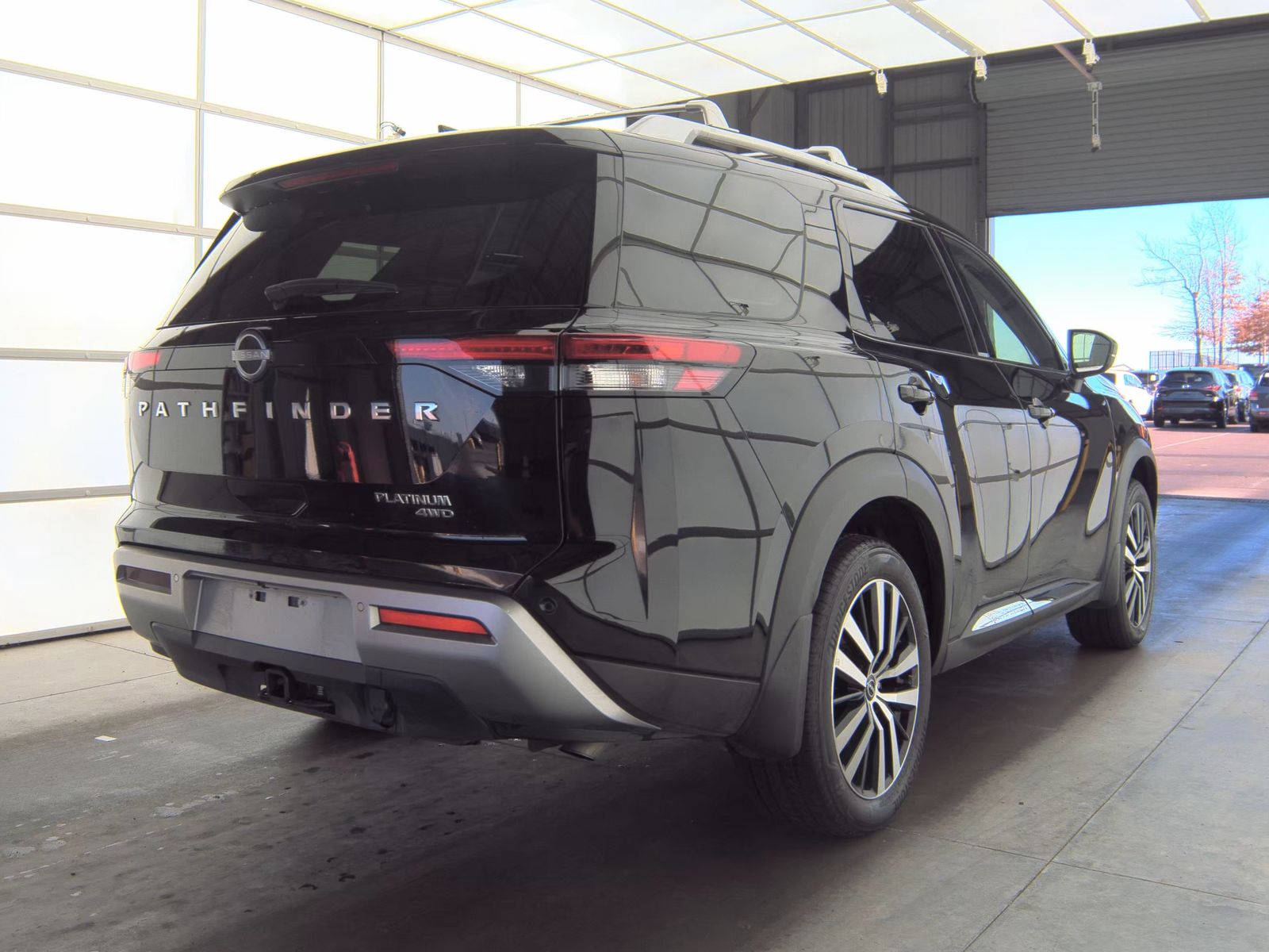 2024 Nissan Pathfinder Platinum AWD