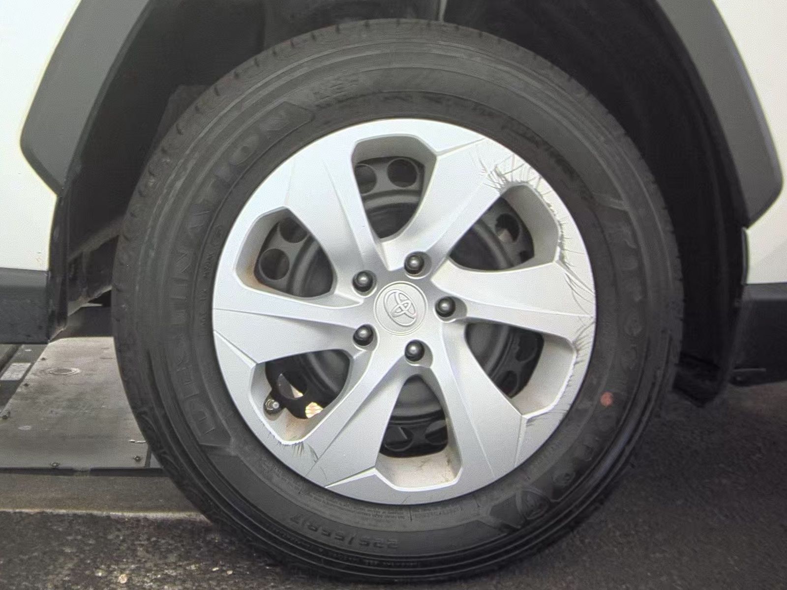 2024 Toyota RAV4 LE AWD