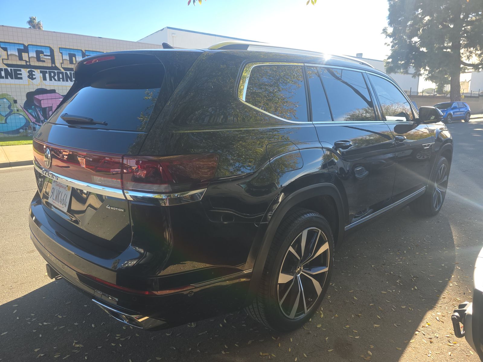 2024 Volkswagen Atlas 2.0T SEL Premium R-Line AWD