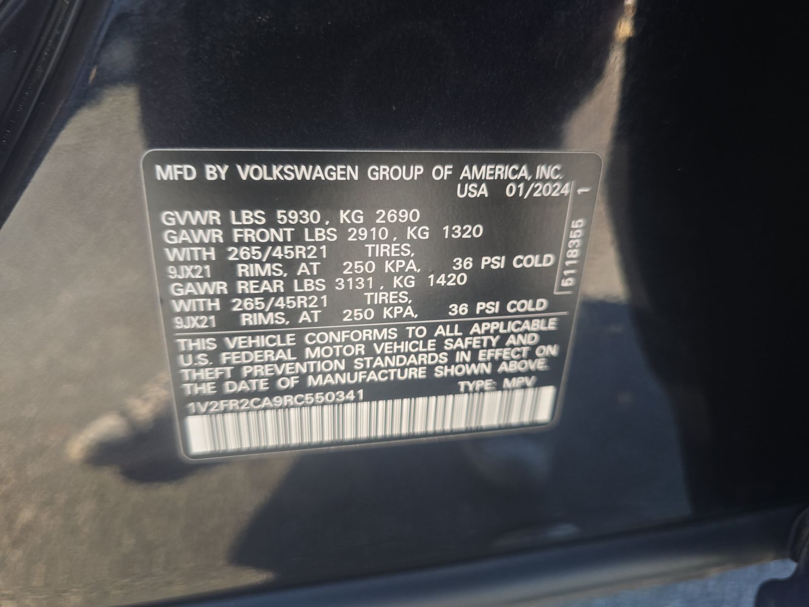 2024 Volkswagen Atlas 2.0T SEL Premium R-Line AWD