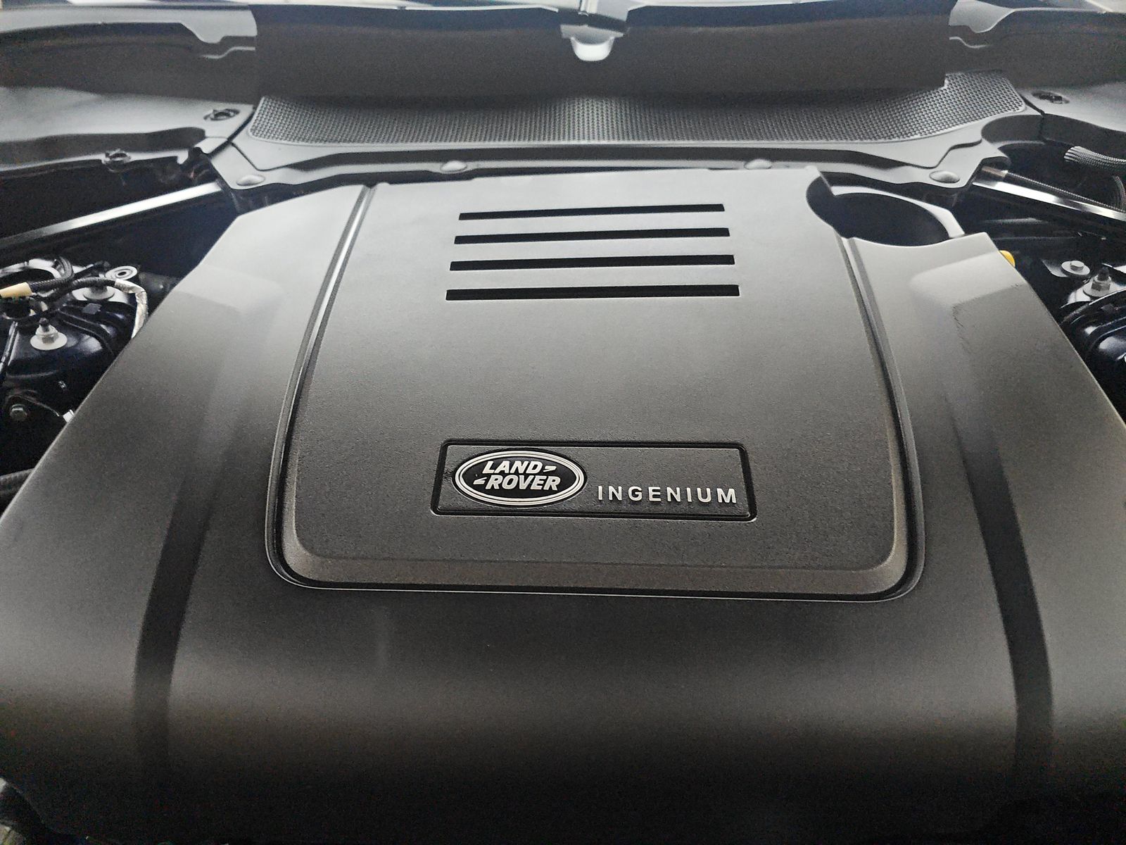 2022 Land Rover Discovery S AWD