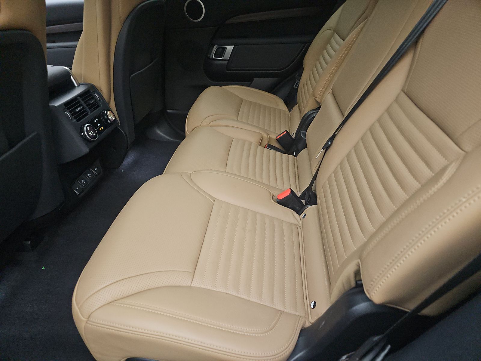 2022 Land Rover Discovery S AWD