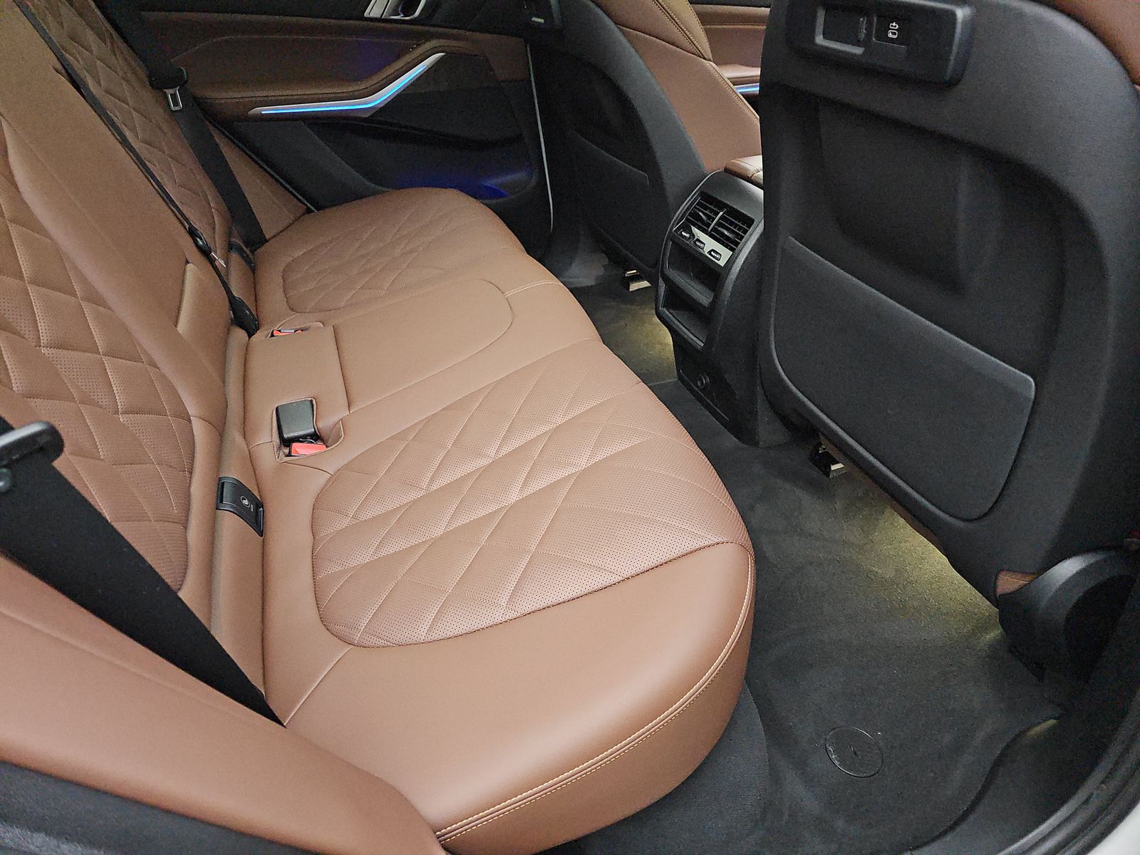 2023 BMW X5 xDrive40i AWD