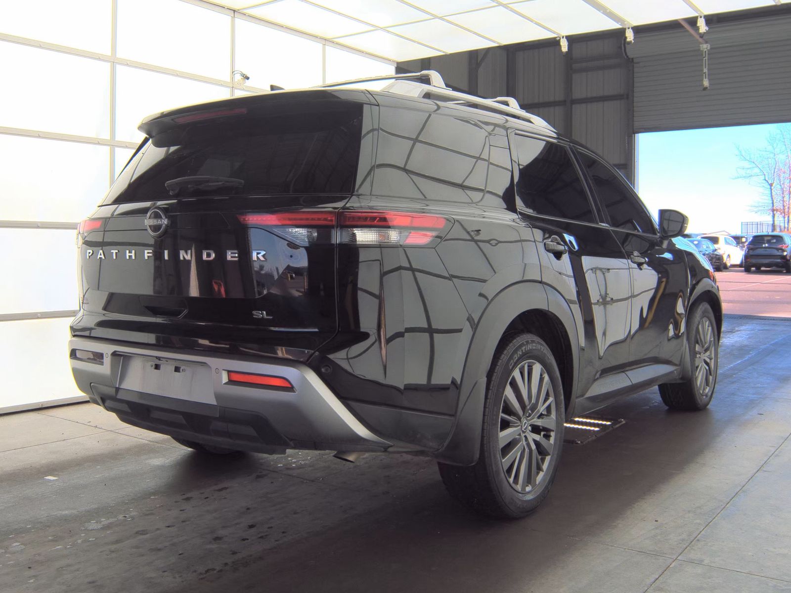 2024 Nissan Pathfinder SL FWD