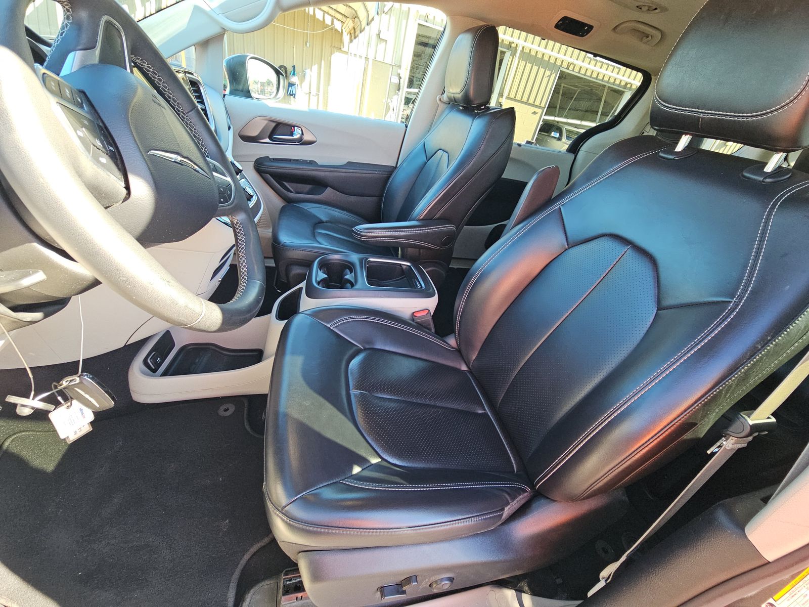 2023 Chrysler Pacifica Touring L FWD