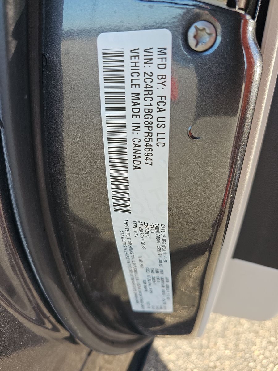 2023 Chrysler Pacifica Touring L FWD