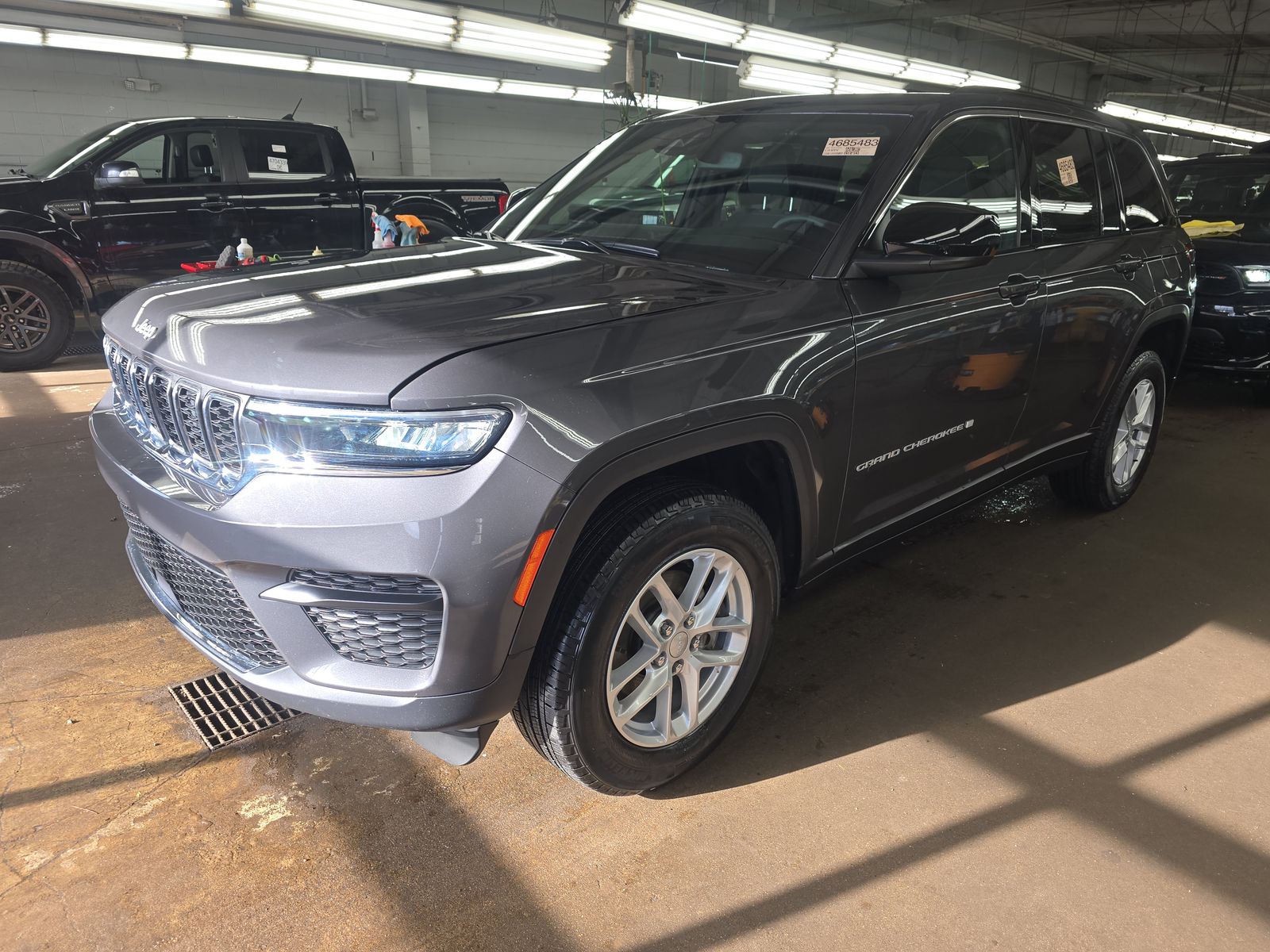2024 Jeep Grand Cherokee Laredo X AWD