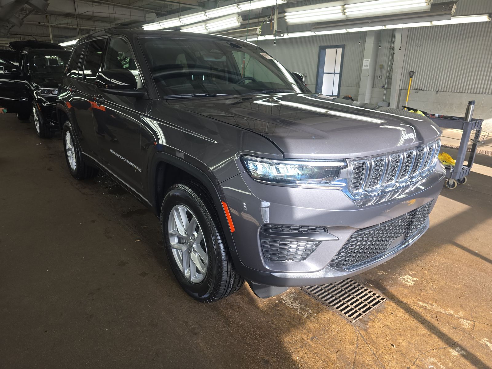 2024 Jeep Grand Cherokee Laredo X AWD
