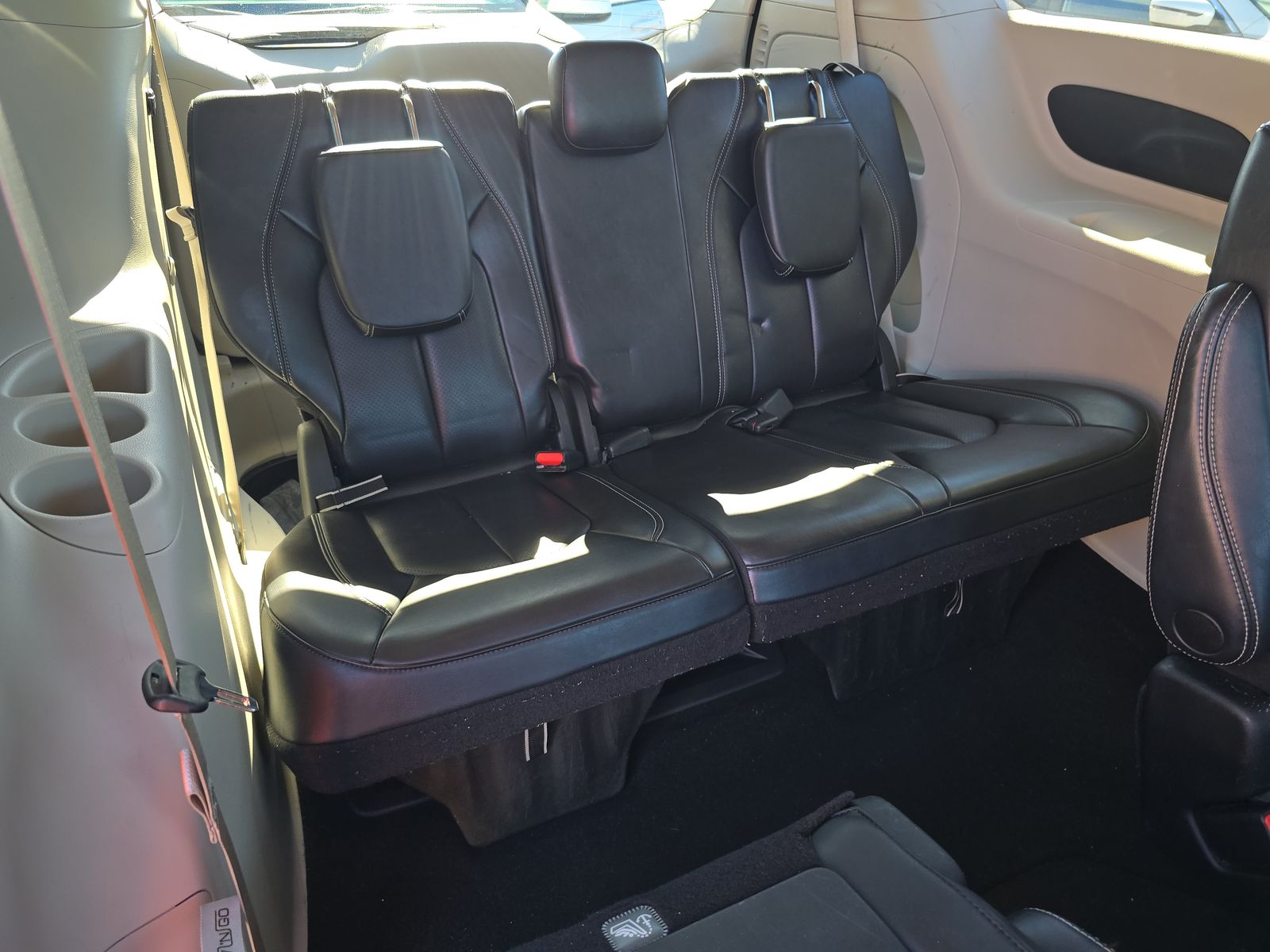 2023 Chrysler Pacifica Touring L FWD