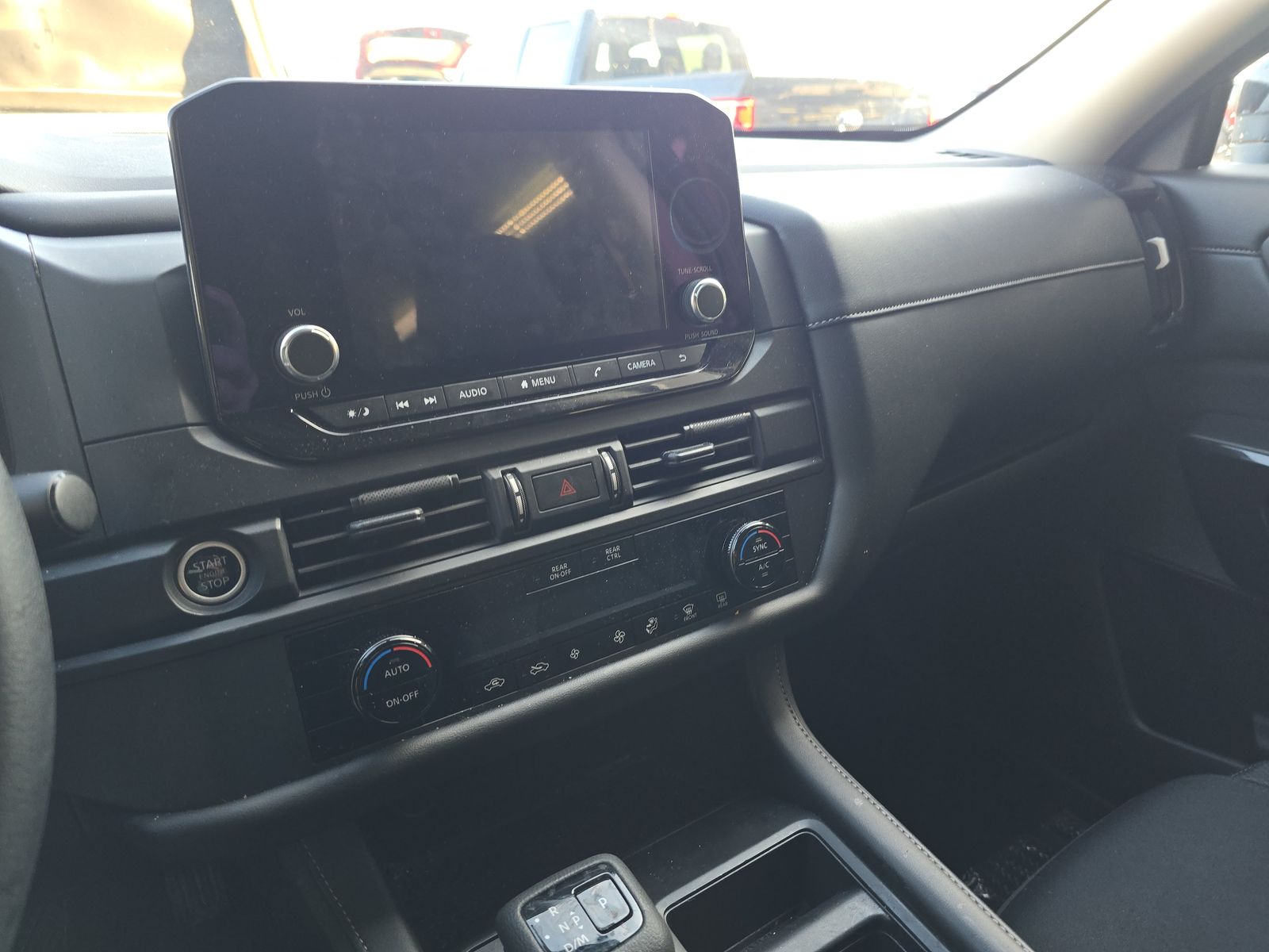 2024 Nissan Pathfinder S AWD