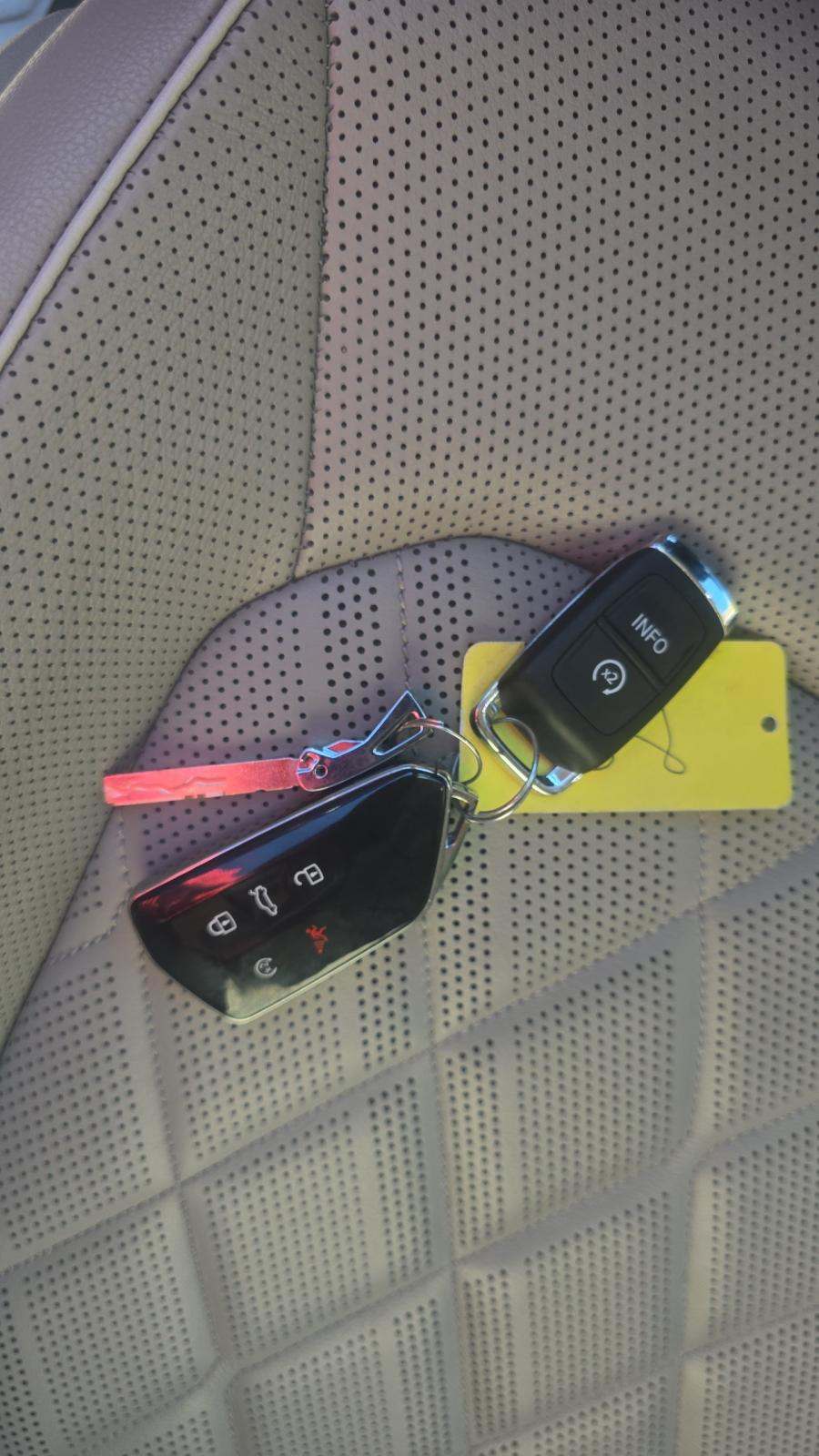 2024 Volkswagen Atlas 2.0T SEL Premium R-Line AWD