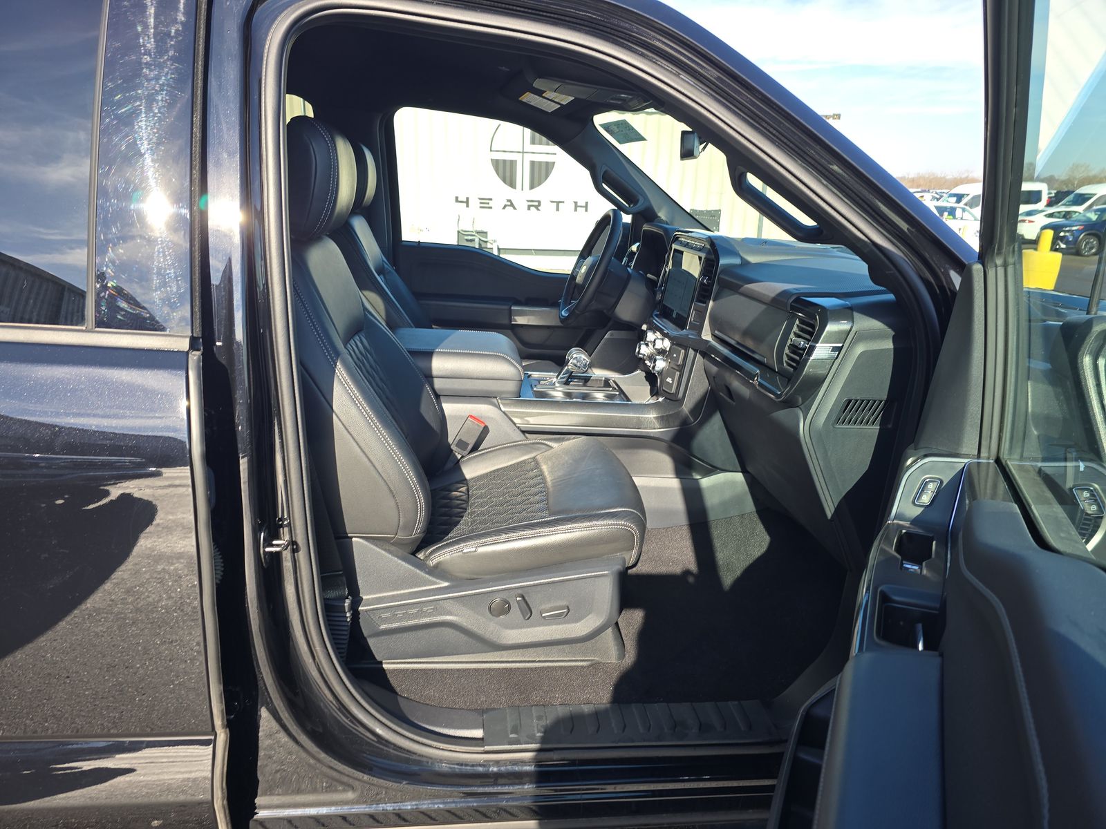 2023 Ford F-150 XLT AWD