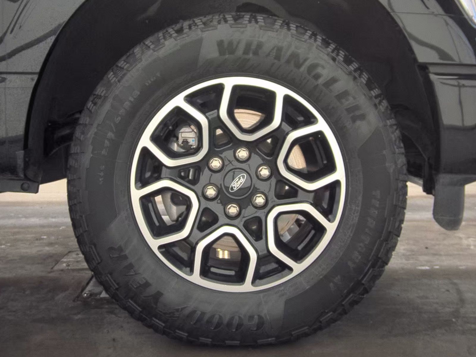 2023 Ford F-150 XLT AWD