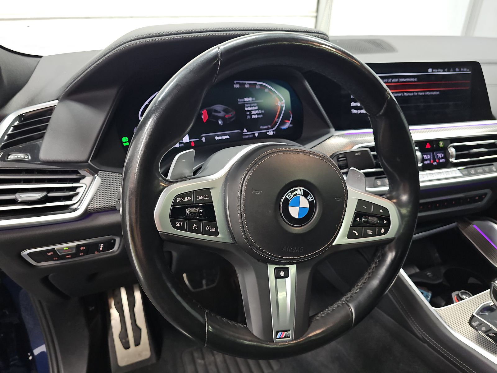 2022 BMW X6 xDrive40i AWD
