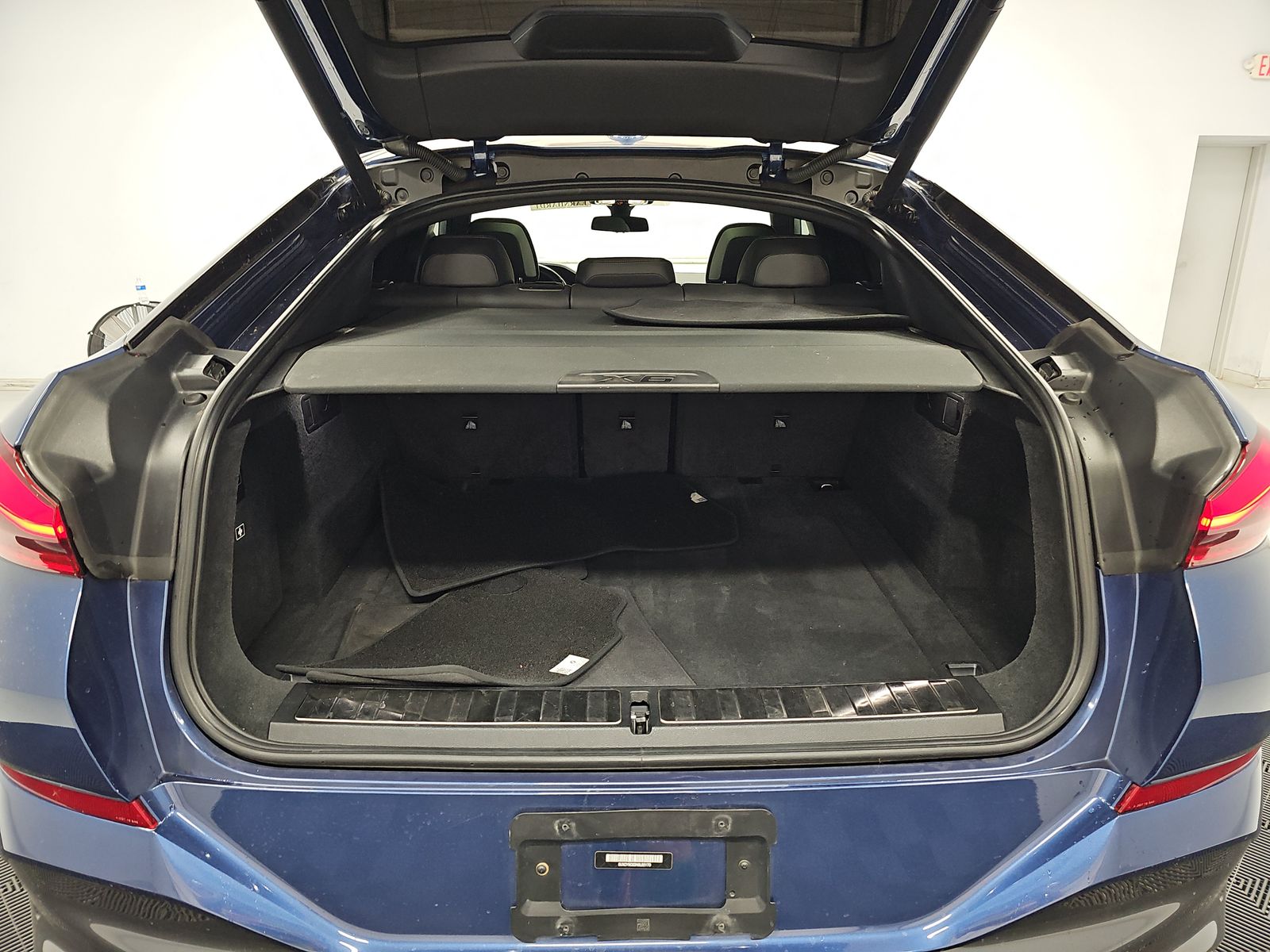 2022 BMW X6 xDrive40i AWD