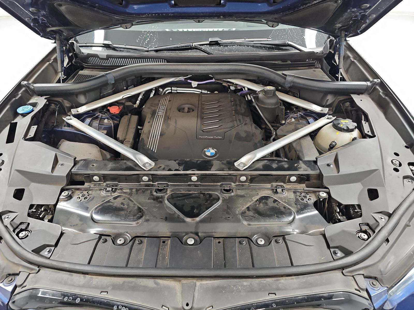 2022 BMW X6 xDrive40i AWD