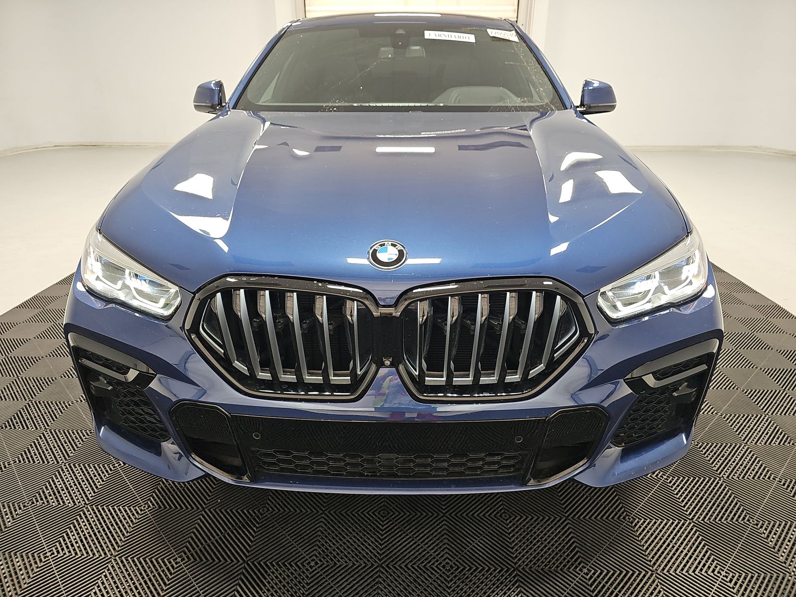 2022 BMW X6 xDrive40i AWD