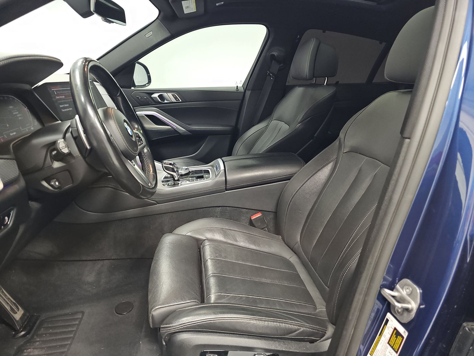 2022 BMW X6 xDrive40i AWD