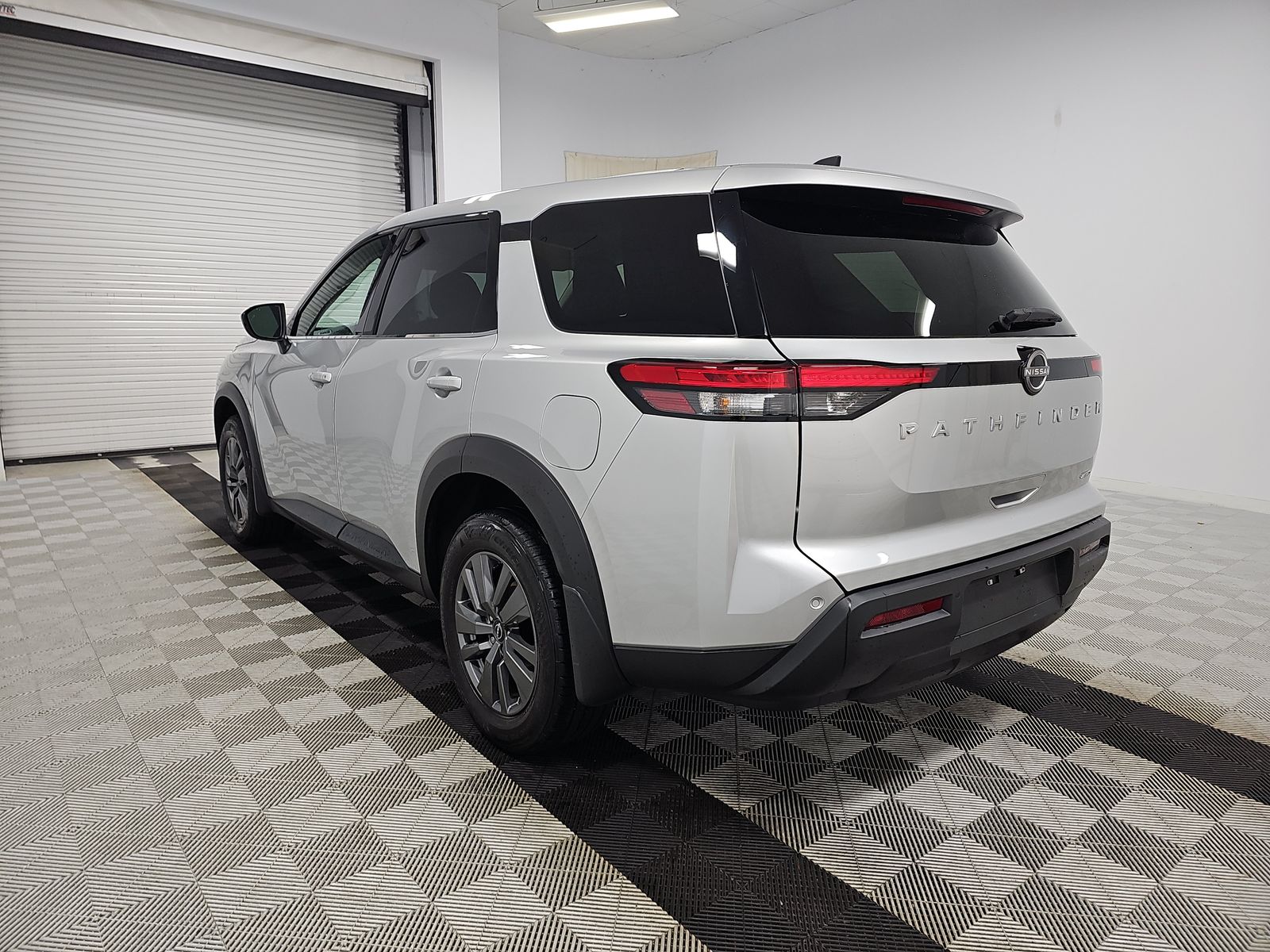 2024 Nissan Pathfinder S AWD