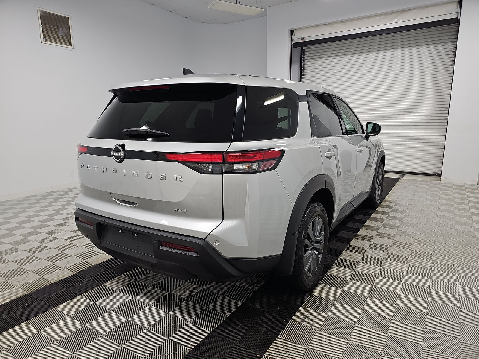 2024 Nissan Pathfinder S AWD