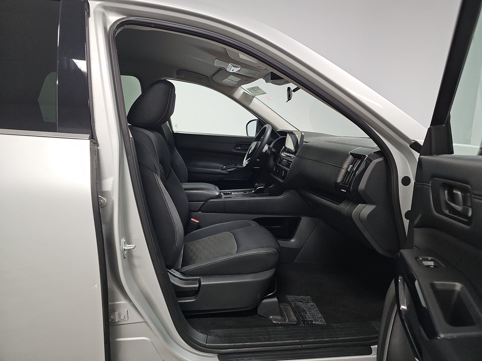 2024 Nissan Pathfinder S AWD