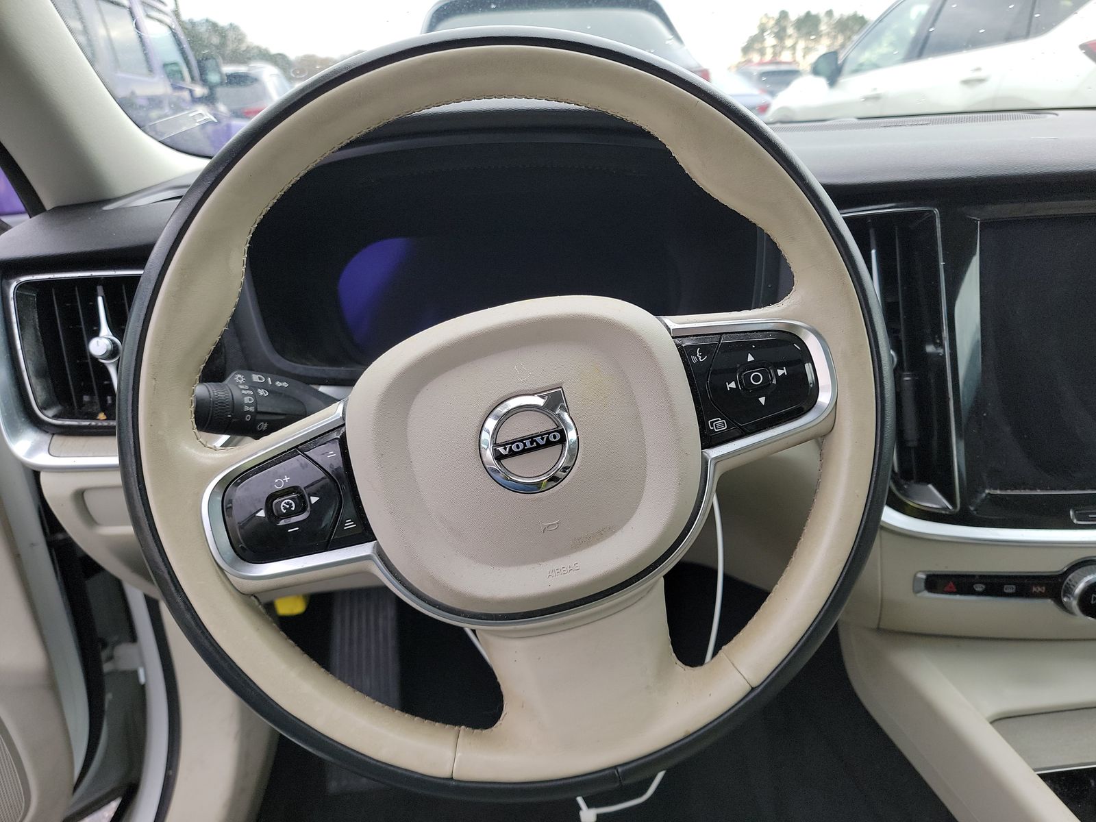 2024 Volvo S60 B5 Plus FWD