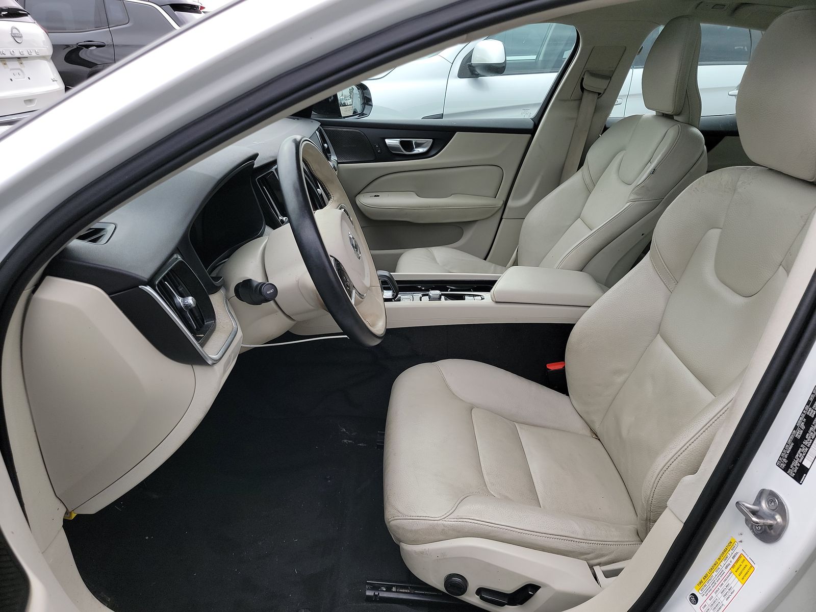 2024 Volvo S60 B5 Plus FWD