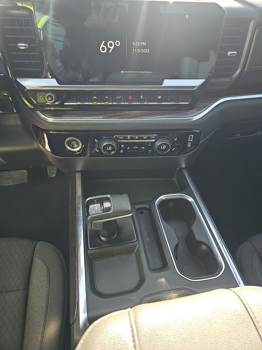 2023 Chevrolet Silverado 1500 LT AWD