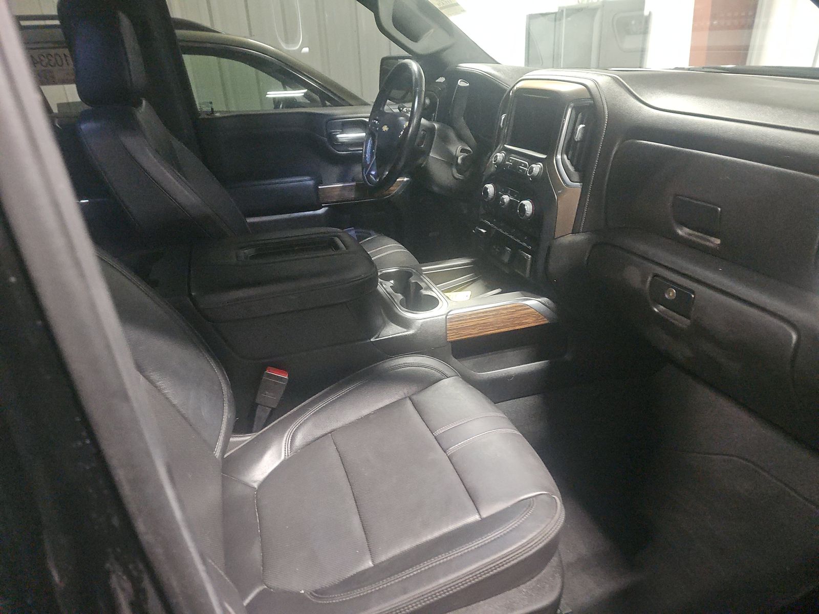 2022 Chevrolet Silverado 1500 High Country AWD