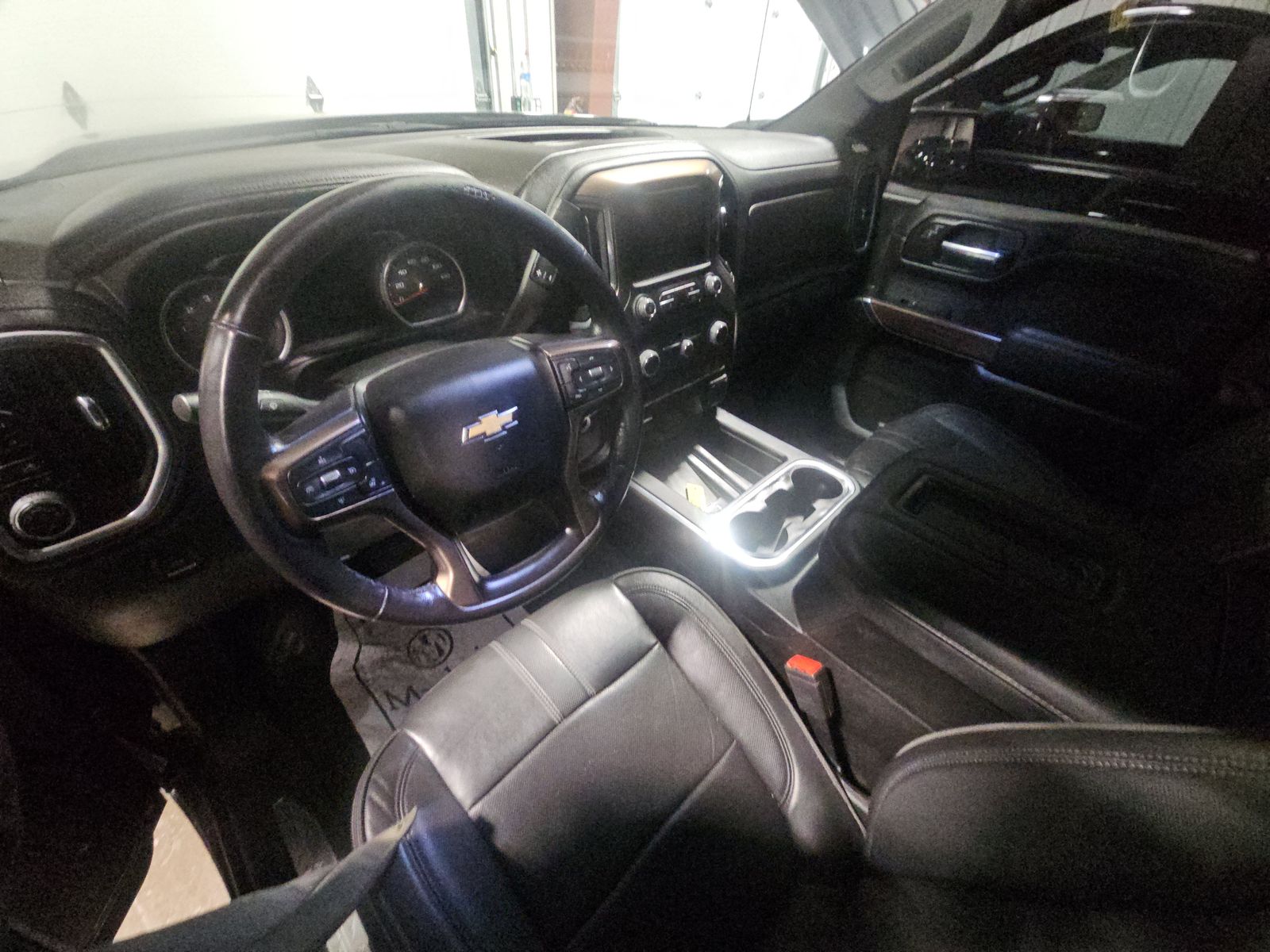 2022 Chevrolet Silverado 1500 High Country AWD