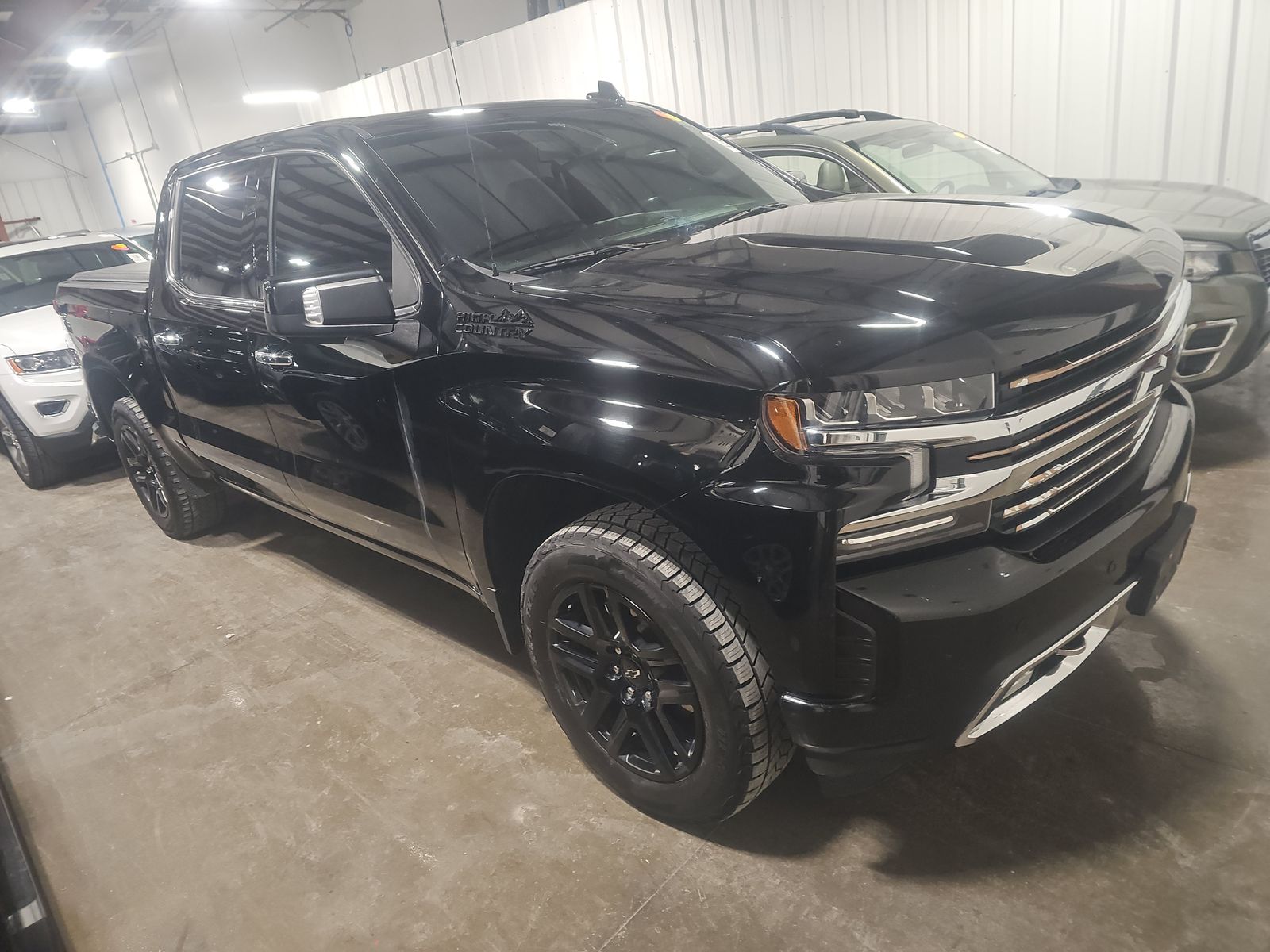 2022 Chevrolet Silverado 1500 High Country AWD