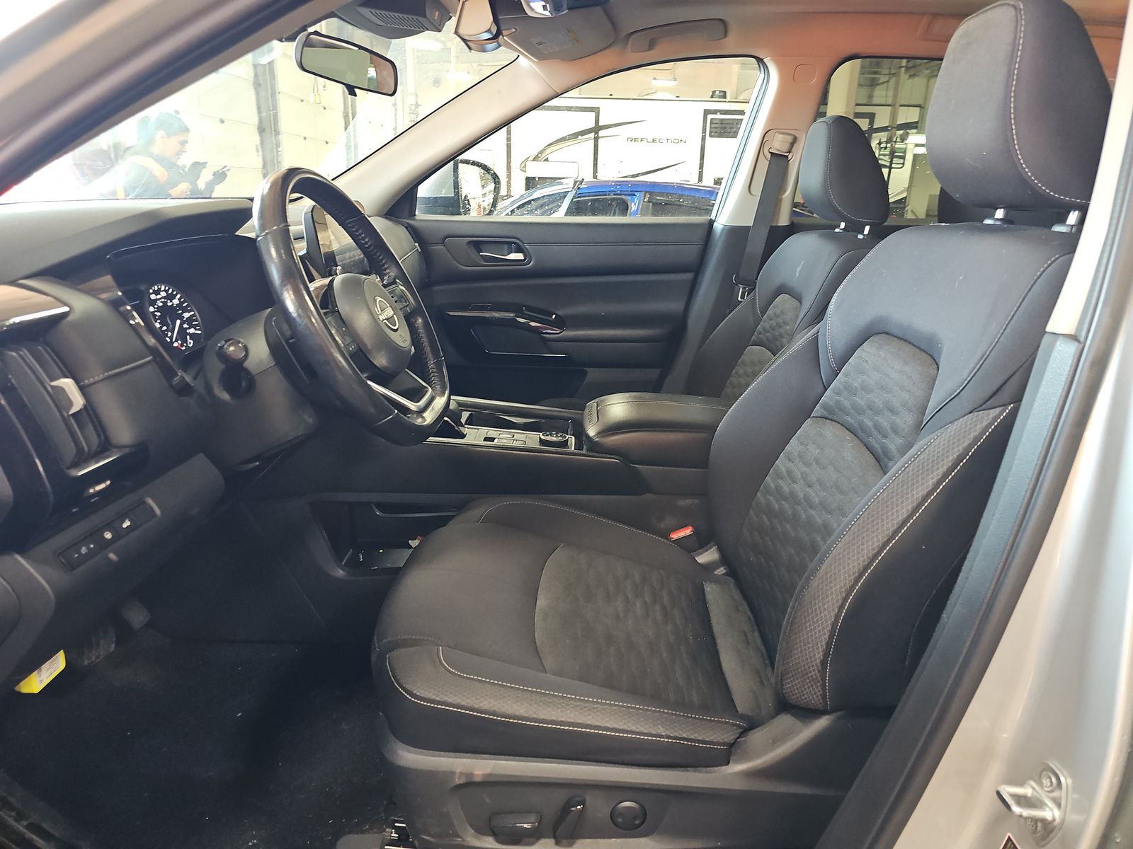 2022 Nissan Pathfinder SV AWD