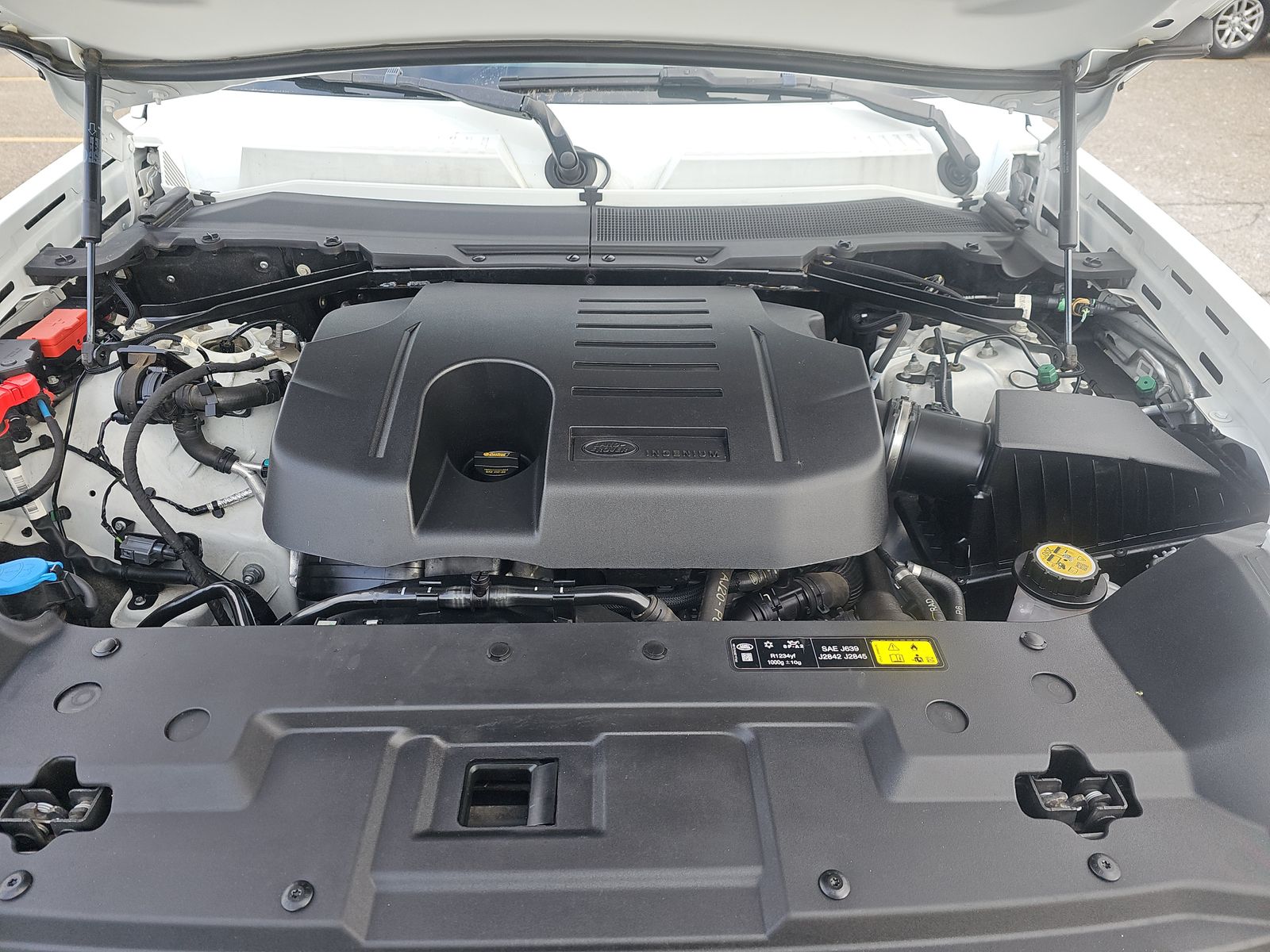 2023 Land Rover Defender 110 X-Dynamic SE AWD