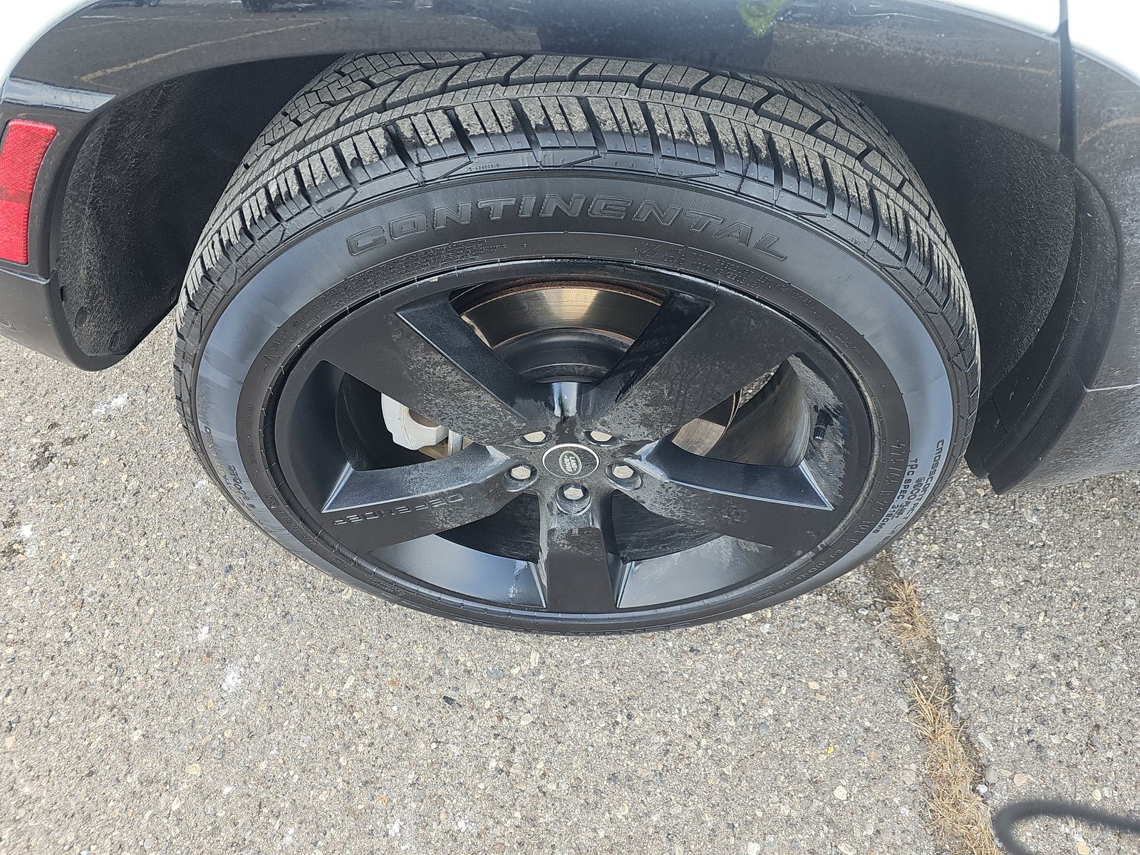 2023 Land Rover Defender 110 X-Dynamic SE AWD