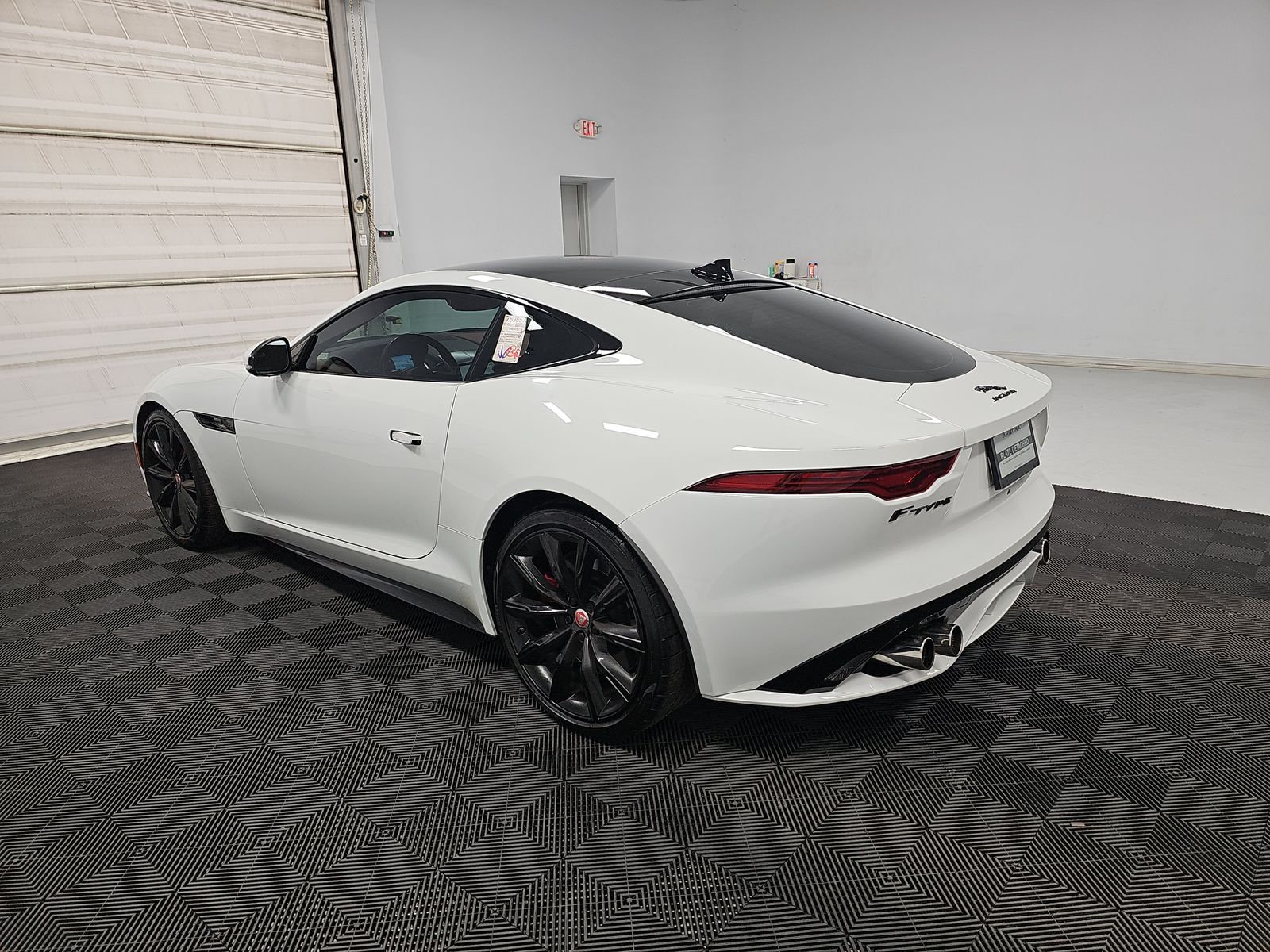 2022 Jaguar F-TYPE R AWD