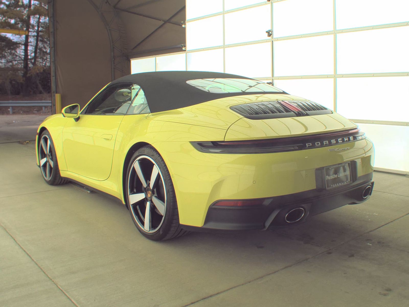 2025 Porsche 911 Carrera RWD