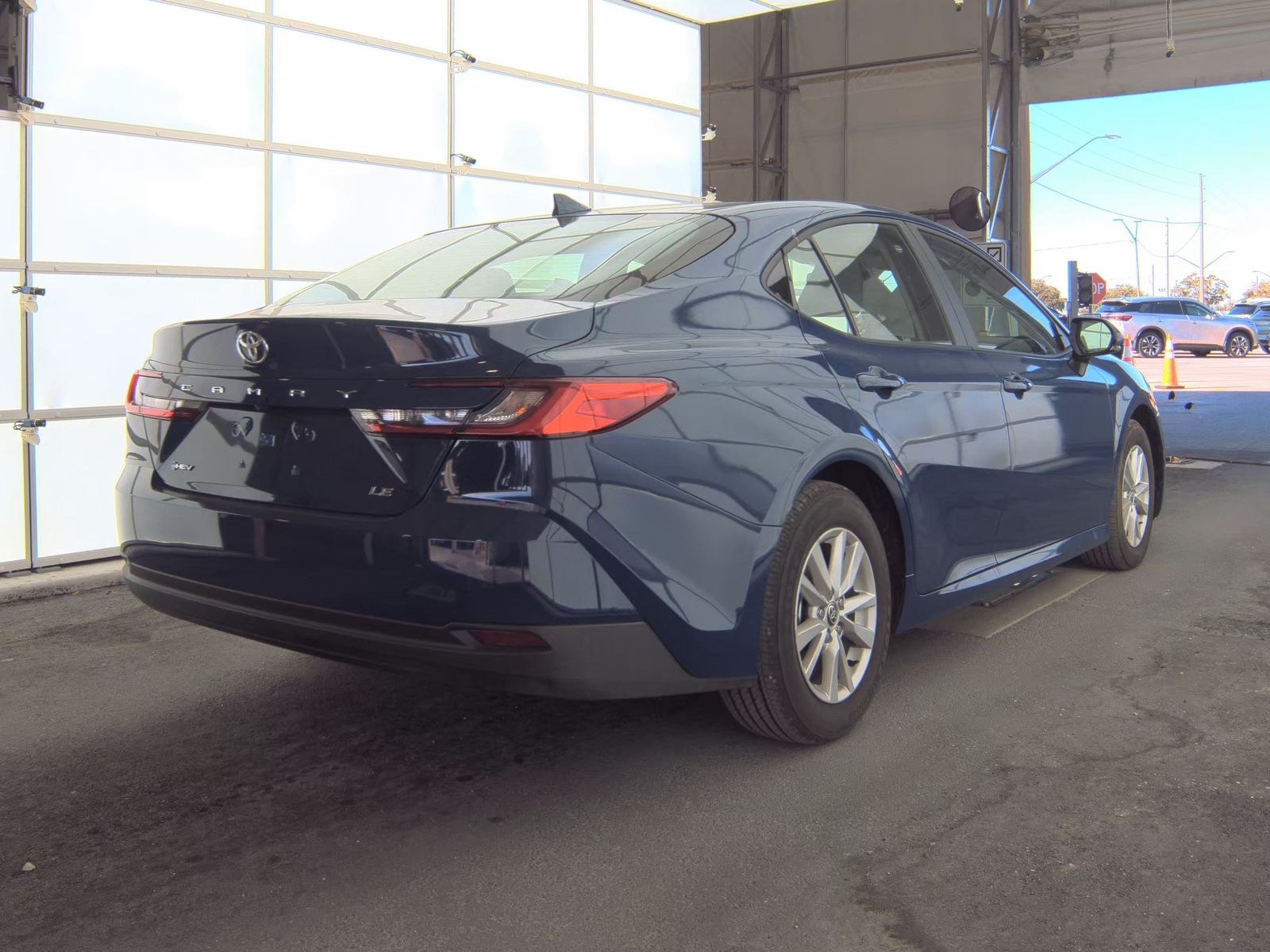 2025 Toyota Camry LE FWD