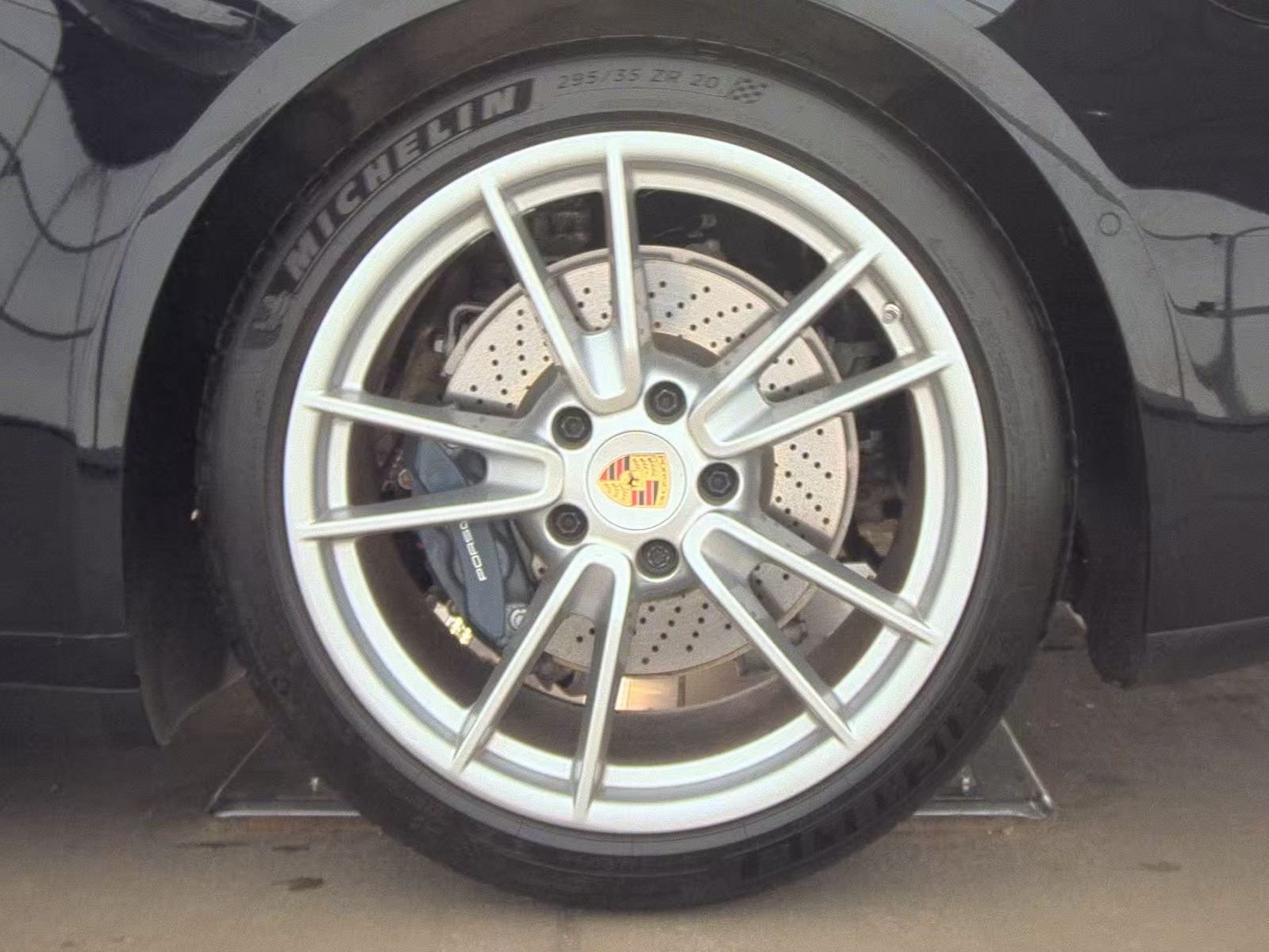 2025 Porsche 911 Carrera RWD