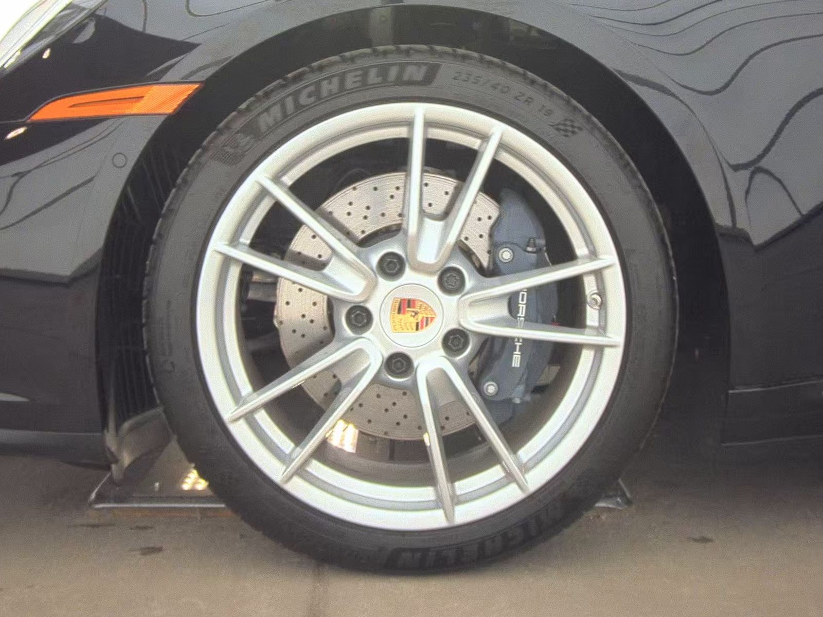 2025 Porsche 911 Carrera RWD