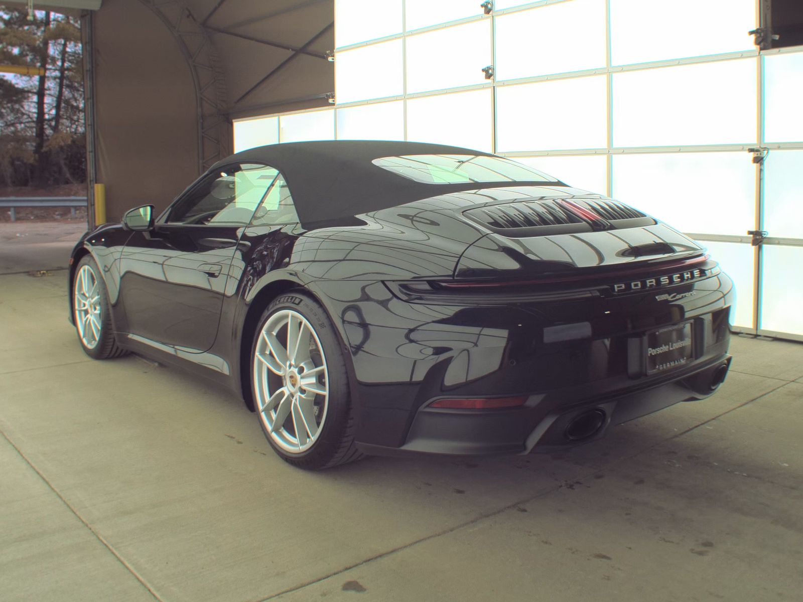 2025 Porsche 911 Carrera RWD