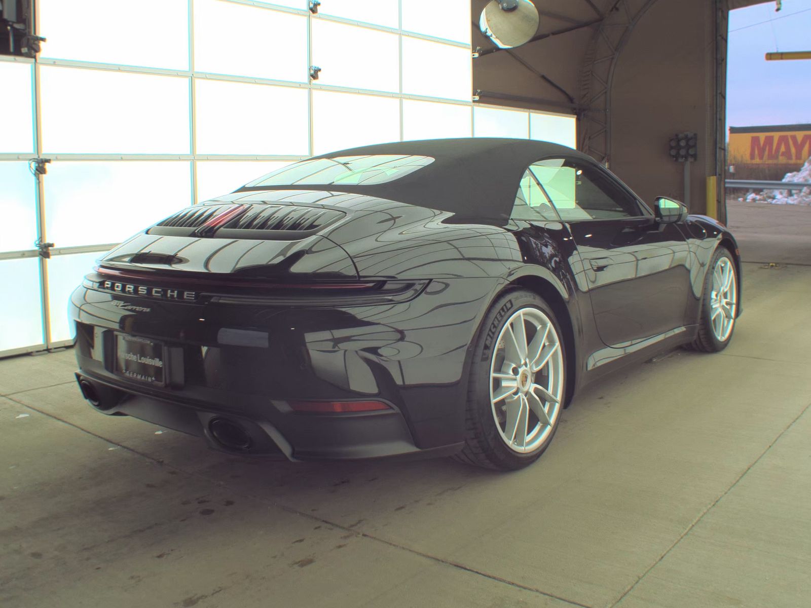 2025 Porsche 911 Carrera RWD