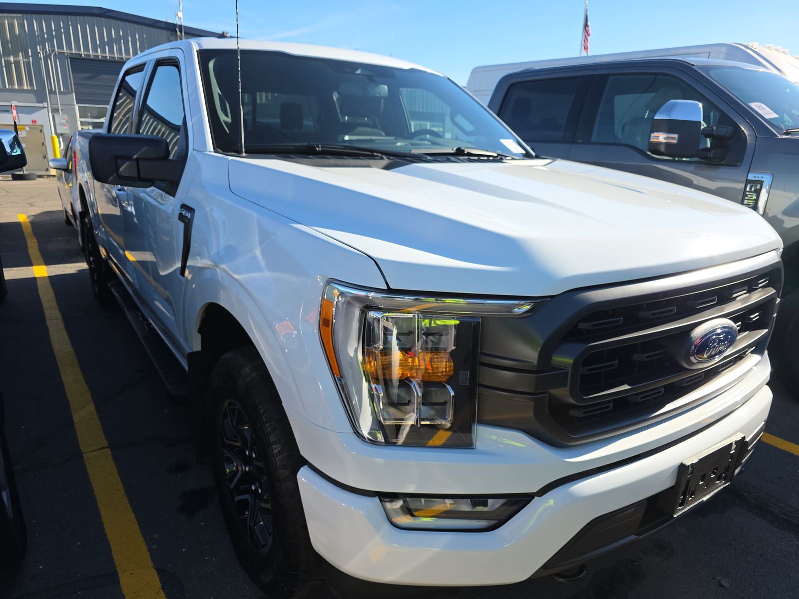 2023 Ford F-150 XLT AWD