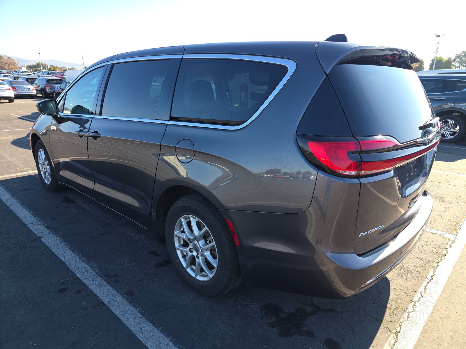 2023 Chrysler Pacifica Touring L FWD