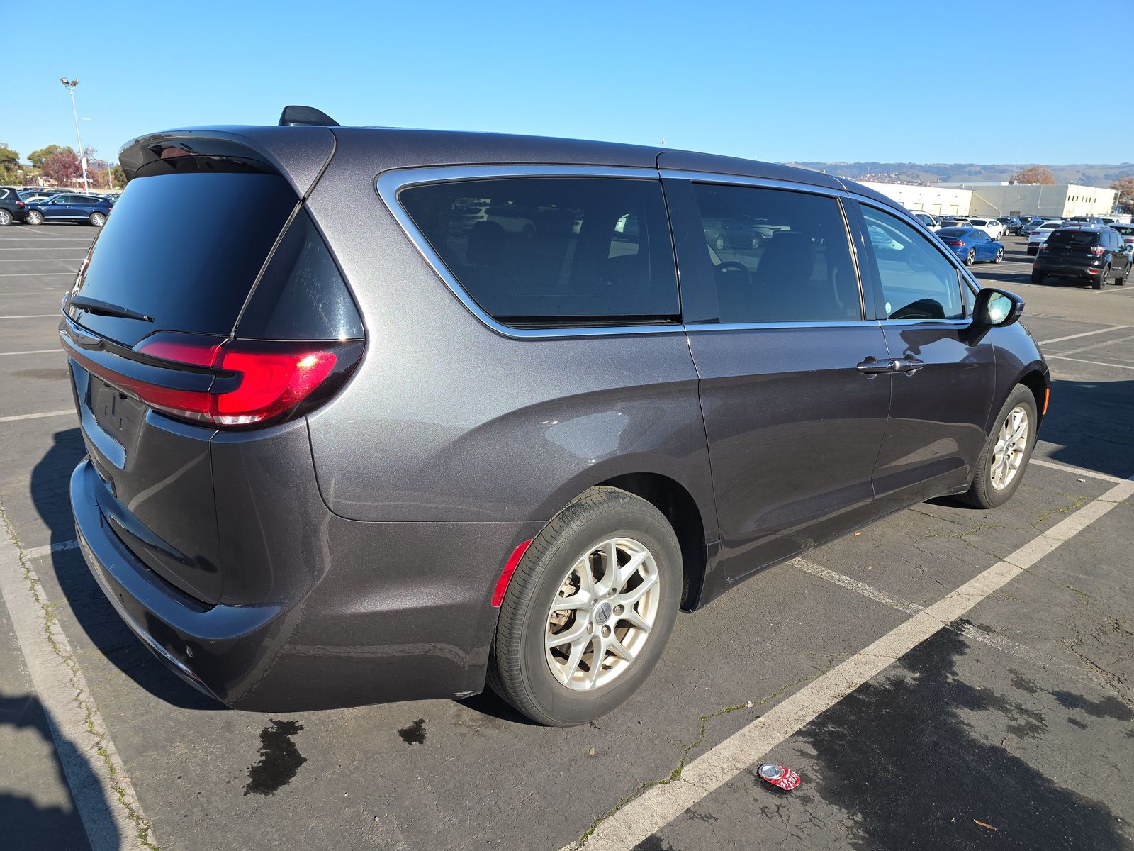 2023 Chrysler Pacifica Touring L FWD