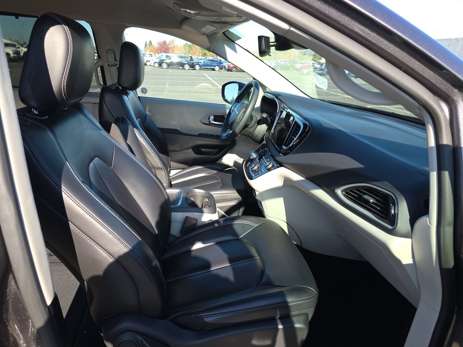 2023 Chrysler Pacifica Touring L FWD